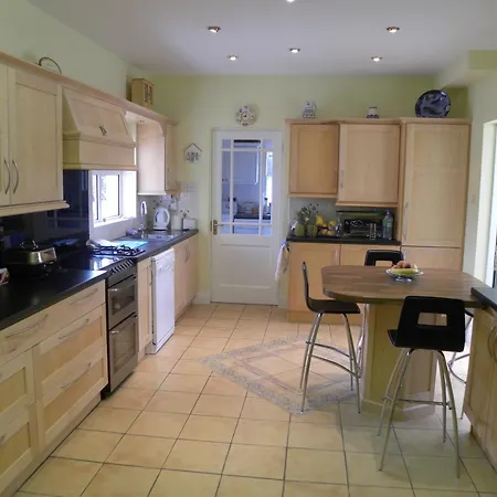 Guest house Maple 4*