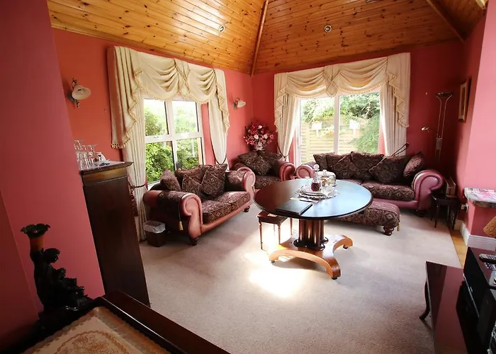 Maple Гостевой дом Каслбридж